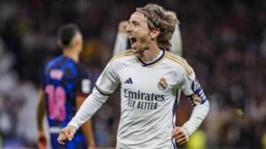 Luka Modric di AC Milan 2025: Reinvented Regista dan Dirty Work