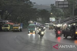 Cuaca di kota-kota besar umumnya berpotensi diguyur hujan pada Rabu